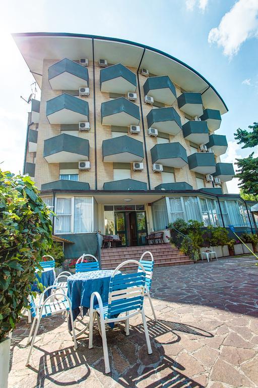 Hotel Real แชร์เวีย ภายนอก รูปภาพ