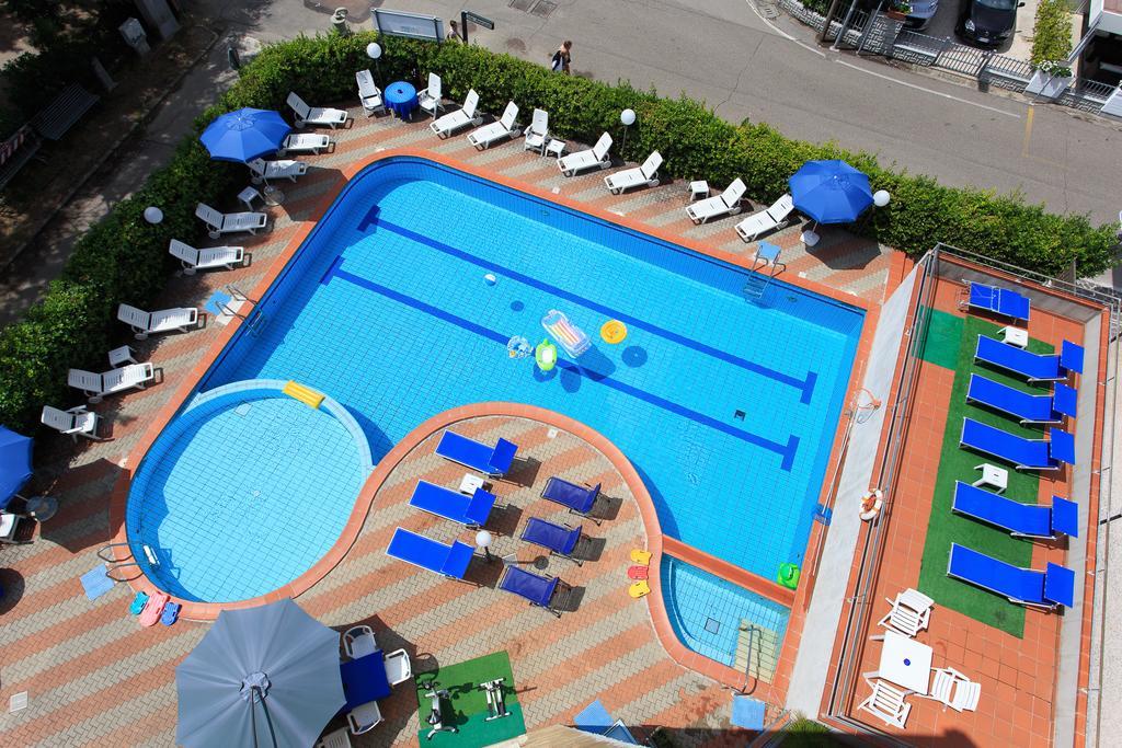 Hotel Real แชร์เวีย ภายนอก รูปภาพ